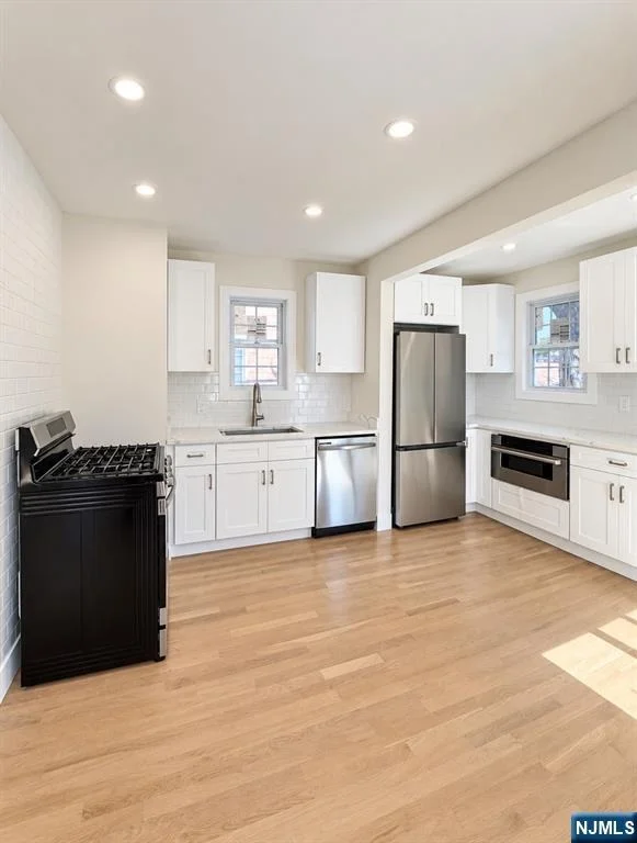 Photo of 693 Chestnut