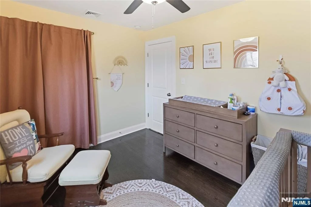 Photo of 345 Saddle River