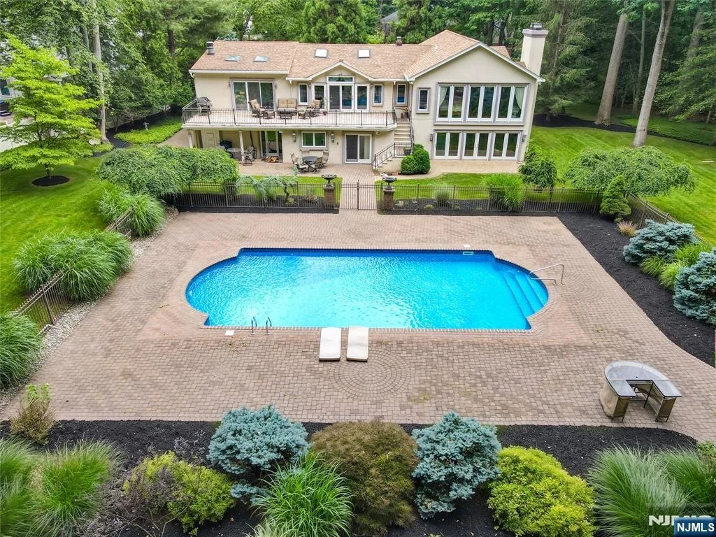 Photo of 136 Willow