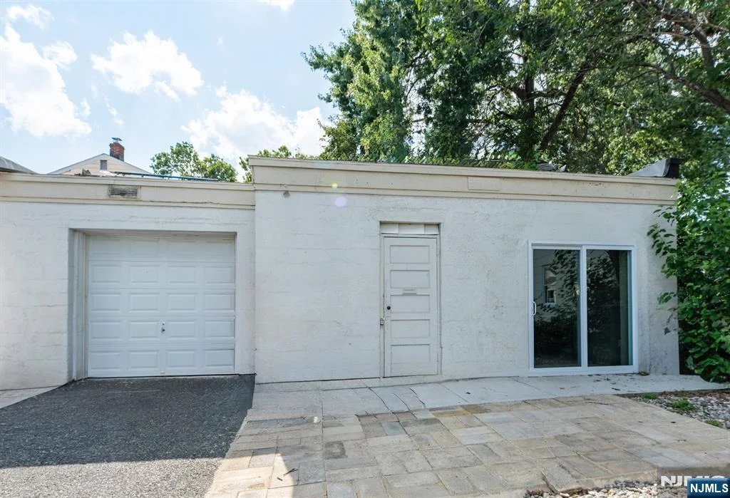 Photo of 307 Washington