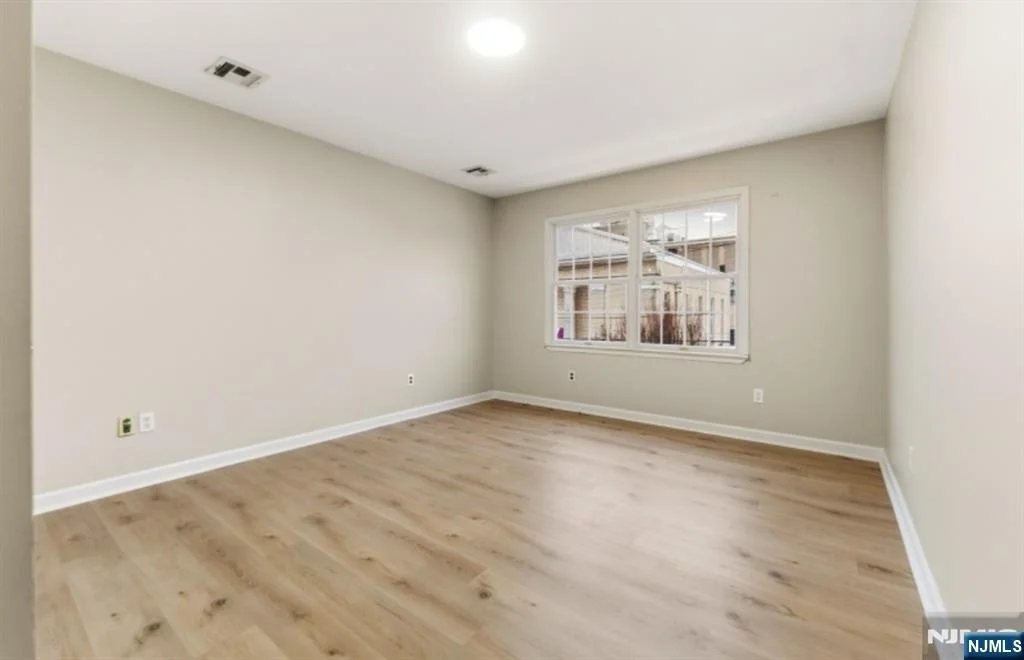 Photo of 18 Kinney