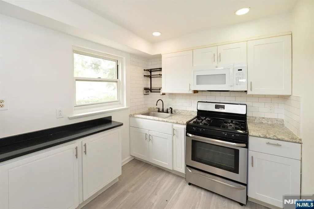 Photo of 451 Heath