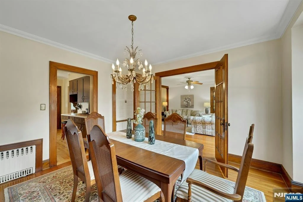 Photo of 224 Euclid