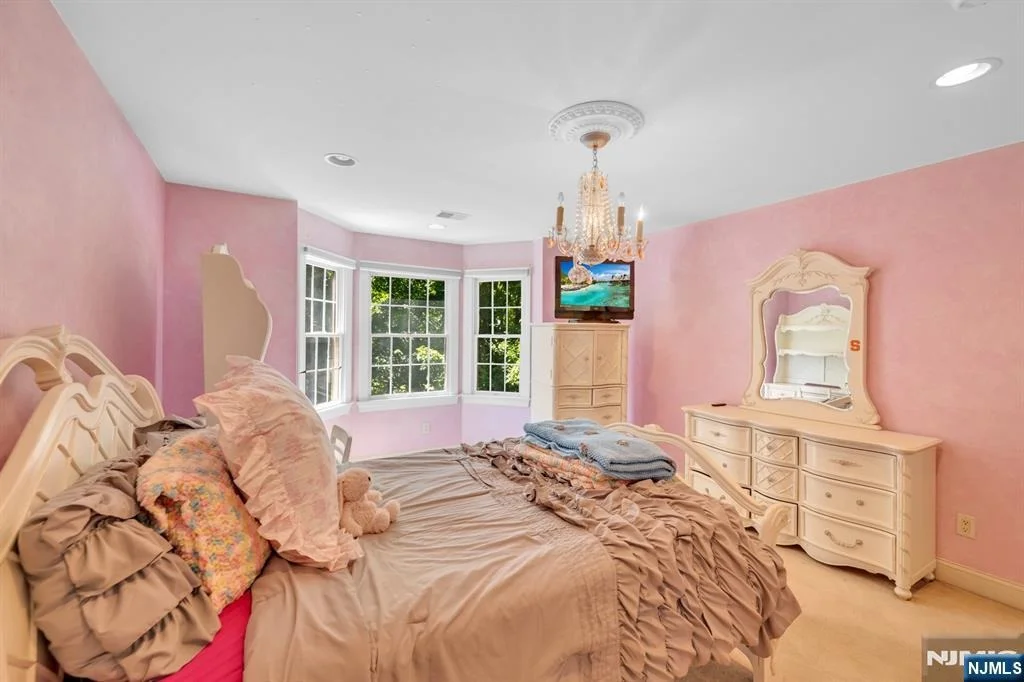 Photo of 206 Van Buren