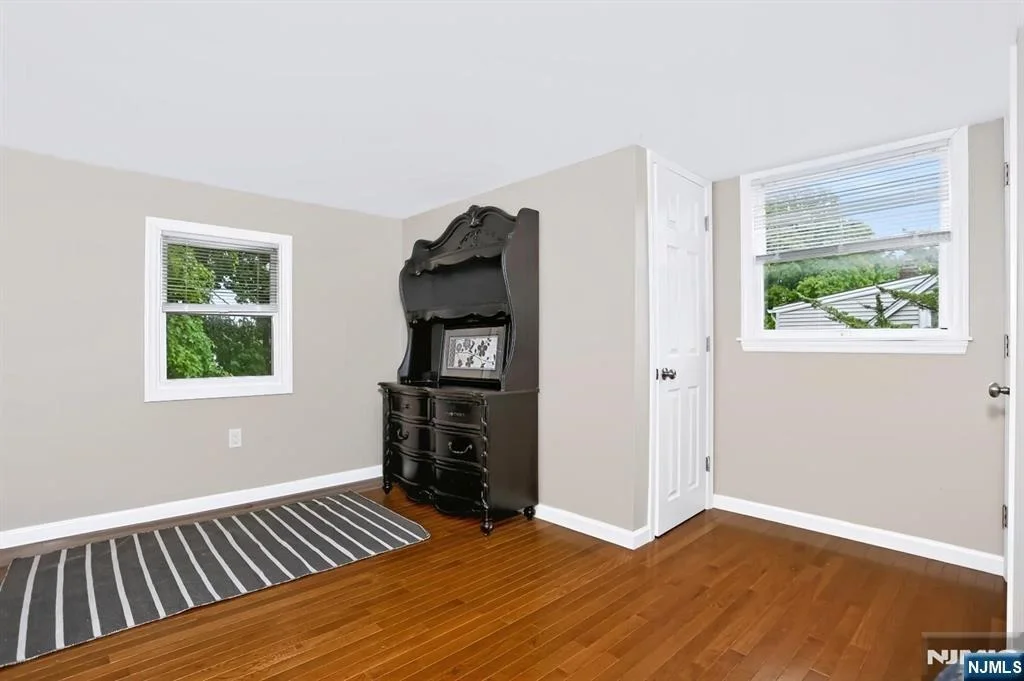 Photo of 30 Highwood