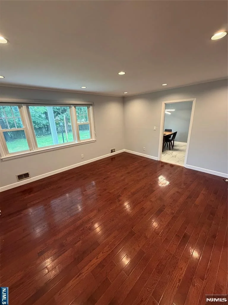 Photo of 175 Manning