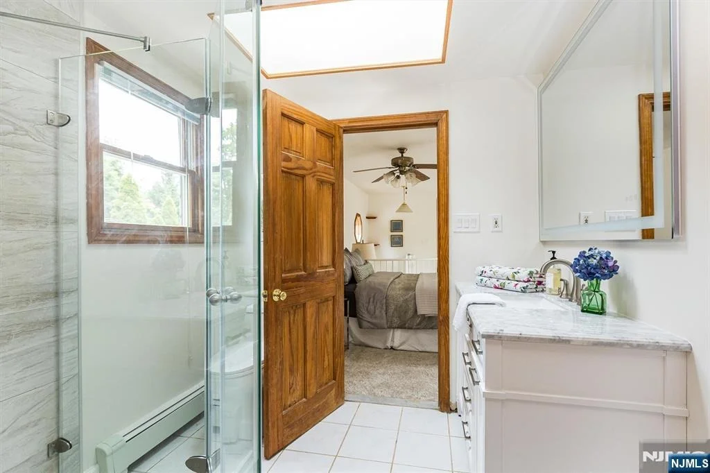 Photo of 373 Orange