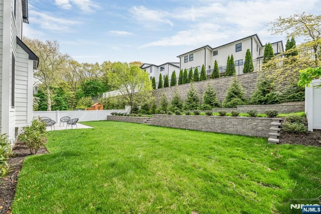 Photo of 336 Lockwood