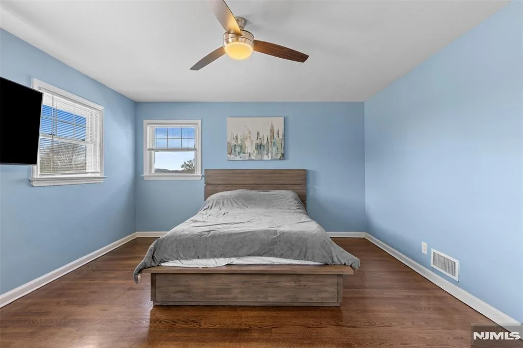 Photo of 404 Simons