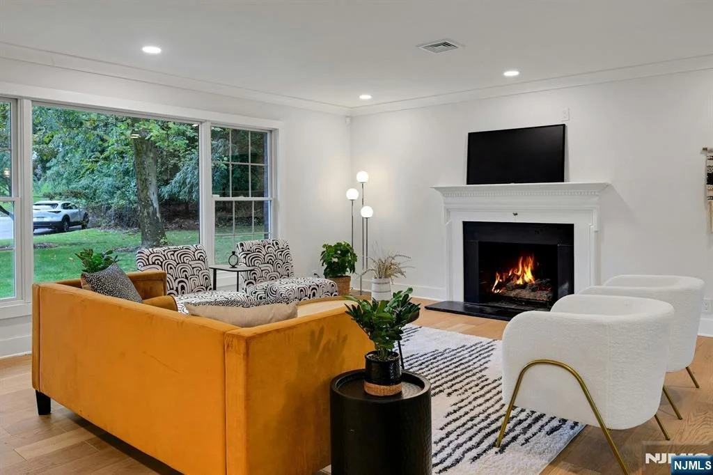 Photo of 9 Crestview