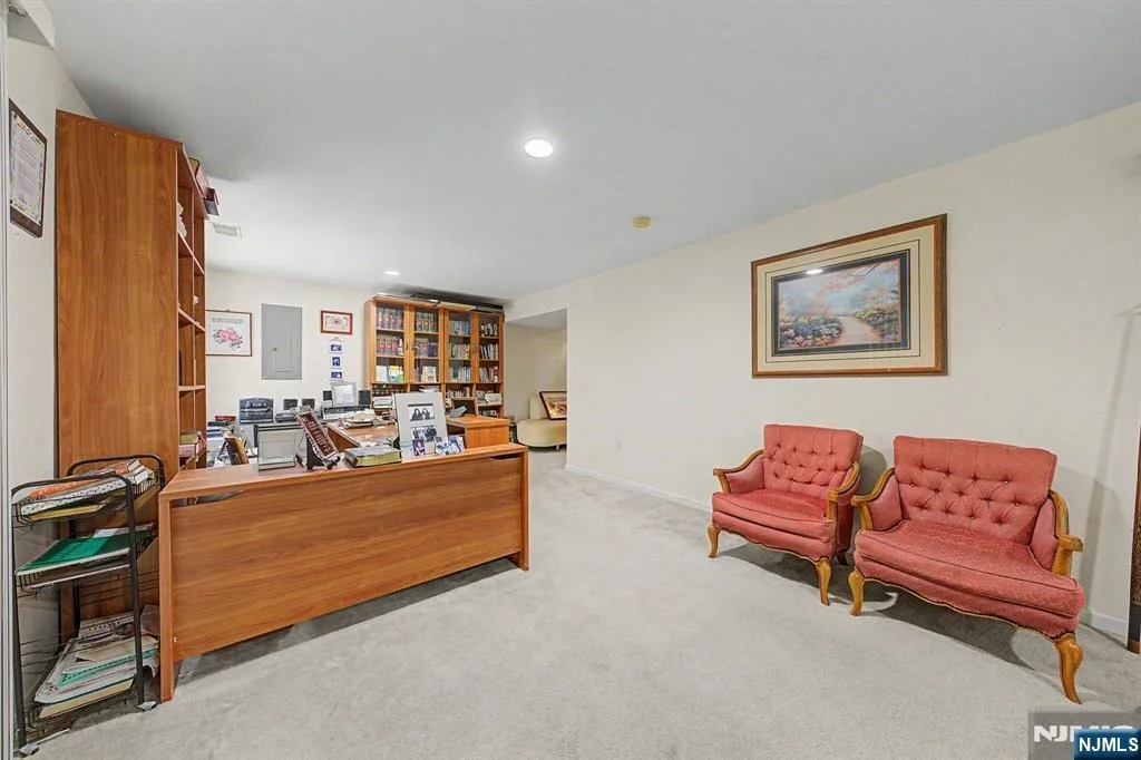 Photo of 6 Boulder