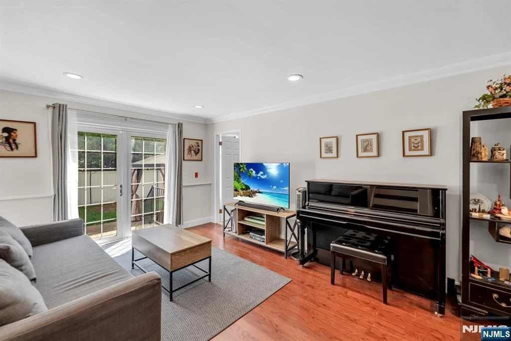 Photo of 364 Knickerbocker