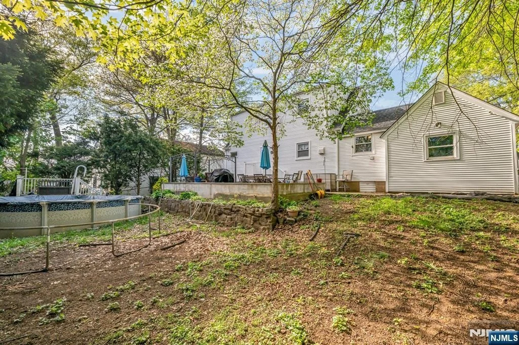 Photo of 99 Oneida