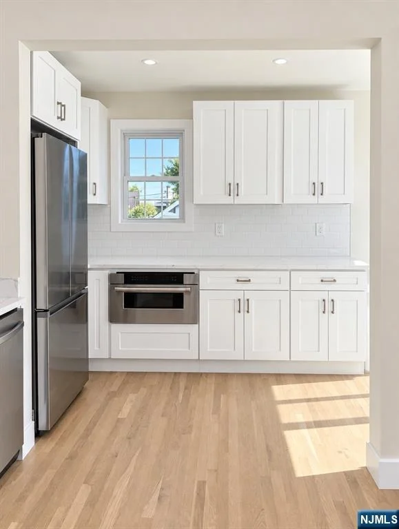 Photo of 693 Chestnut