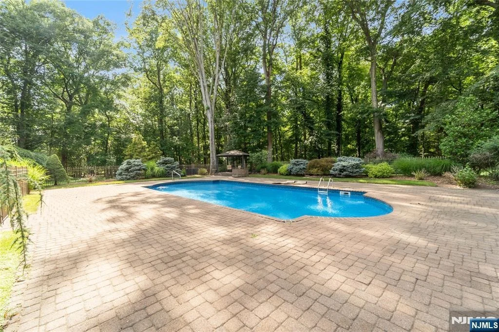 Photo of 136 Willow