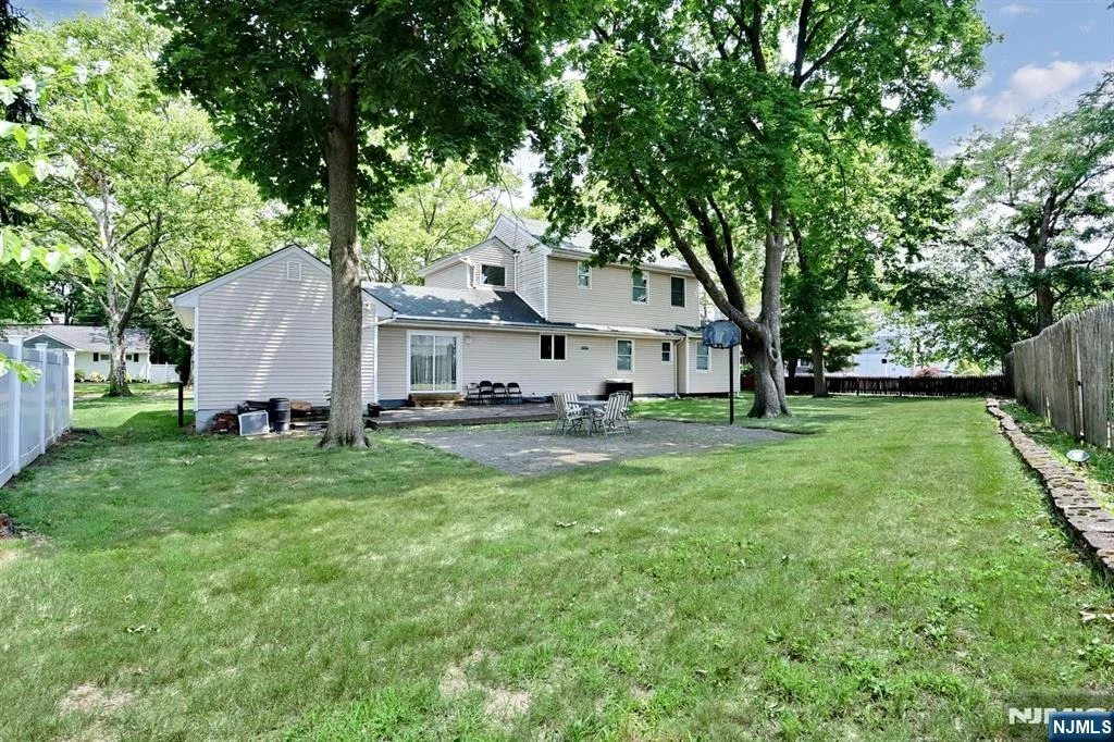 Photo of 703 Chadwick