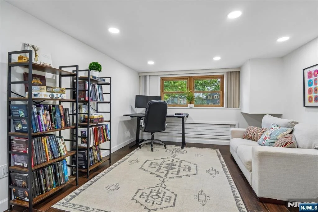 Photo of 49 Skyview