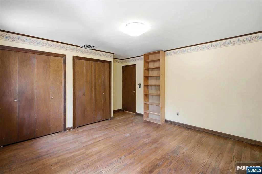 Photo of 308 Ross