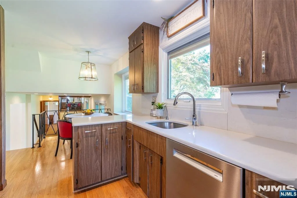 Photo of 182 Ridge