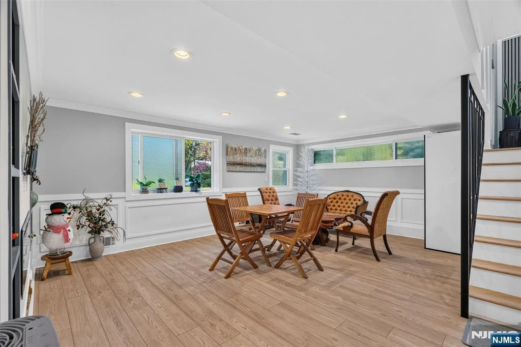 Photo of 265 Westervelt