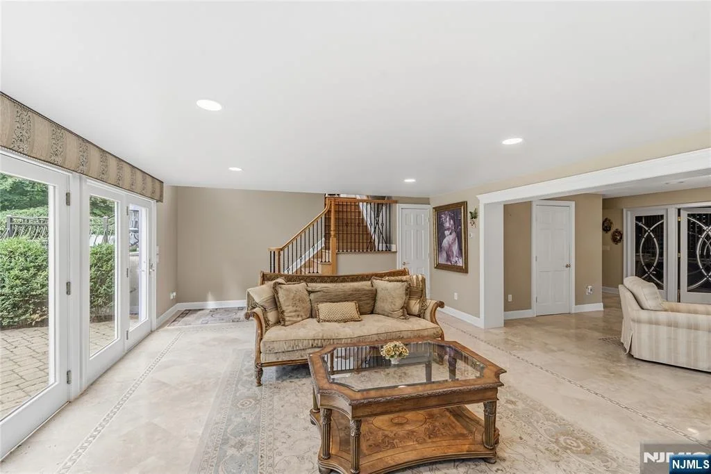 Photo of 136 Willow
