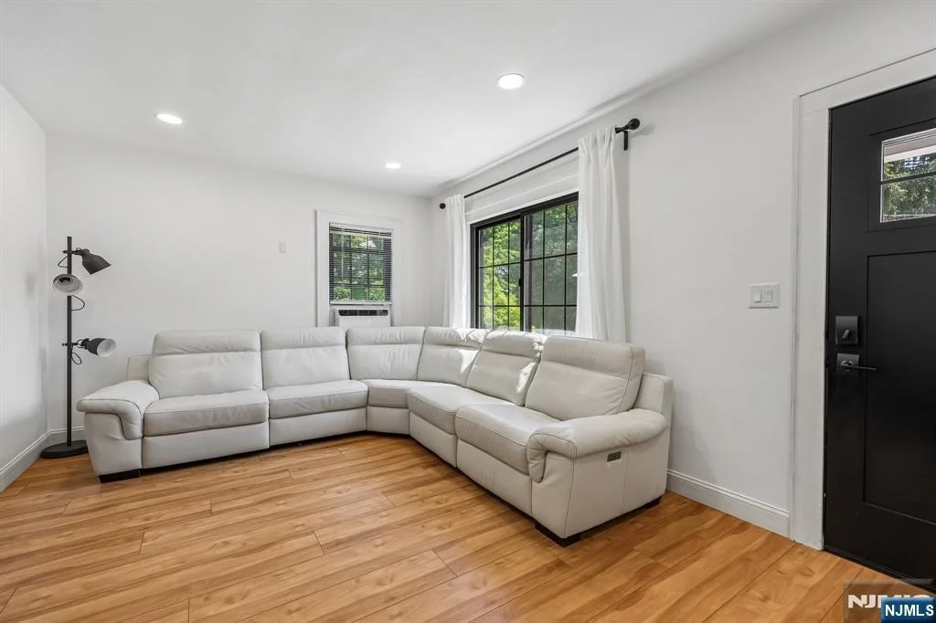 Photo of 508 High