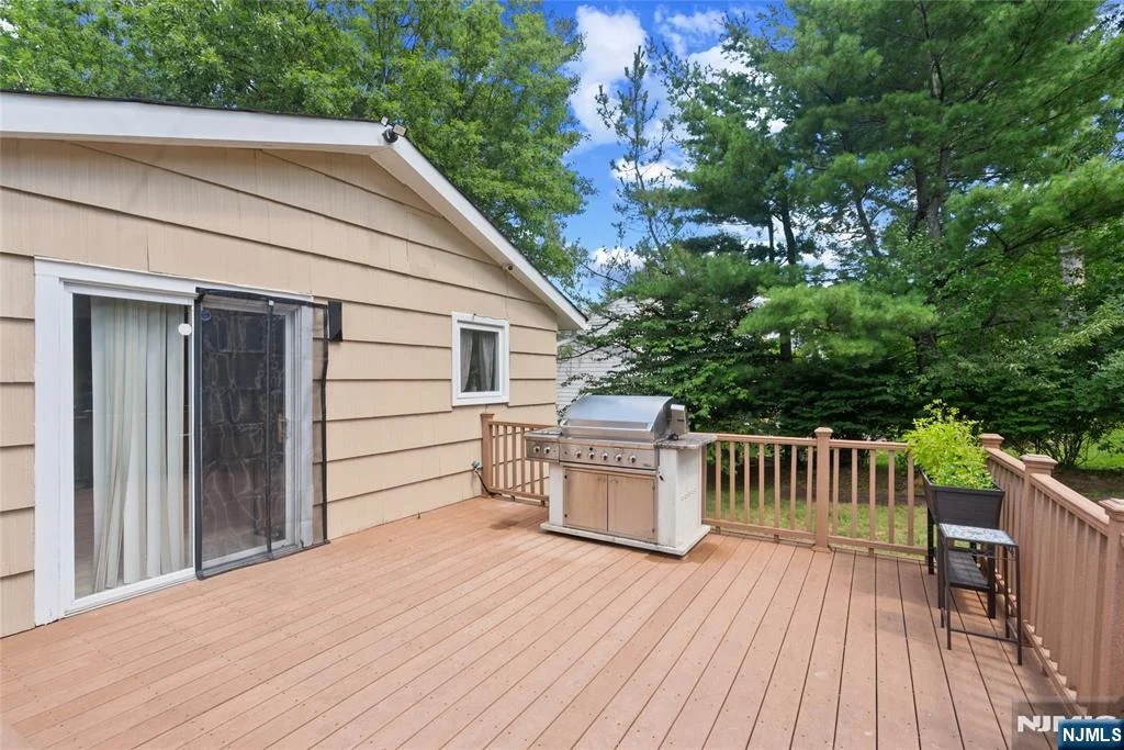 Photo of 260 Saint Cloud