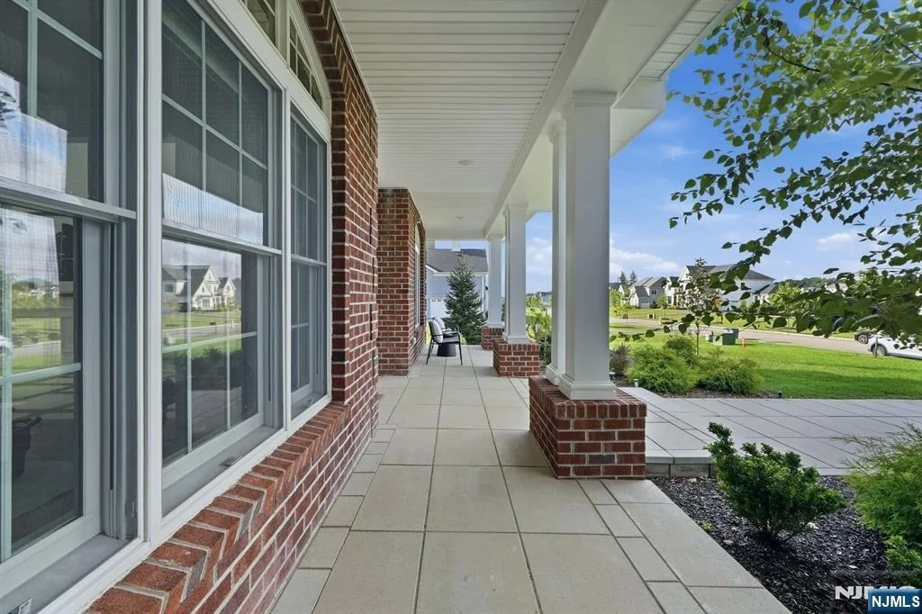 Photo of 73 Woodmere