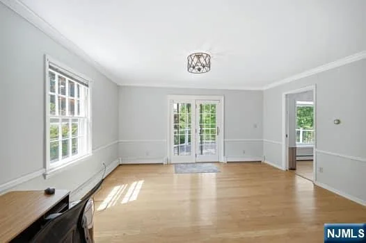 Photo of 376 Lakeview