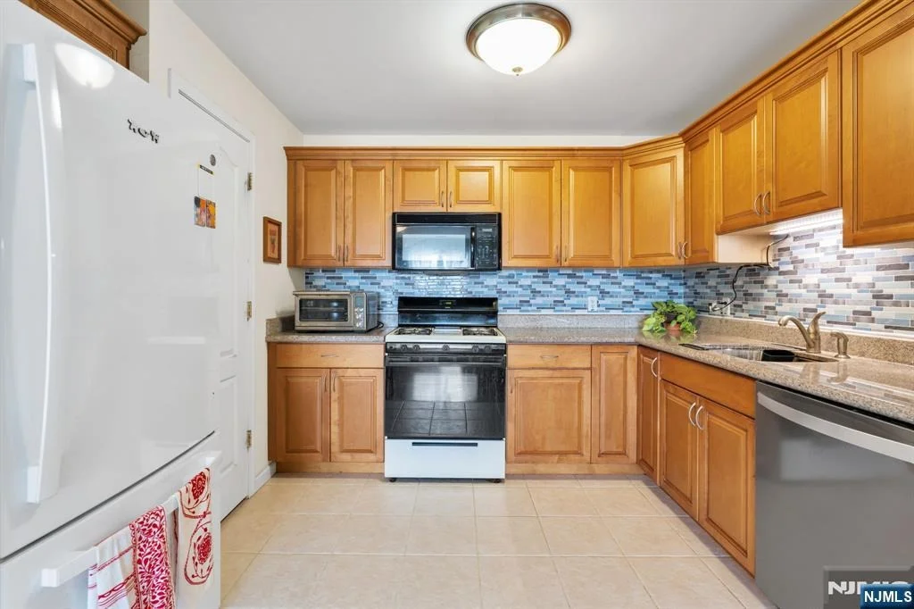 Photo of 241 Union