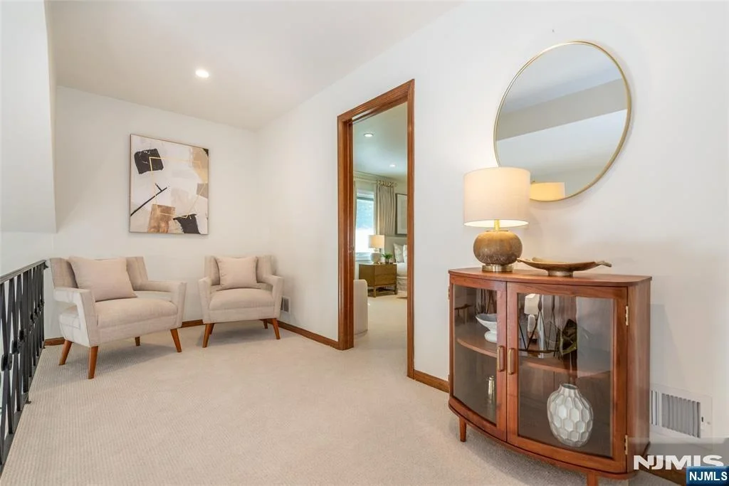 Photo of 182 Ridge