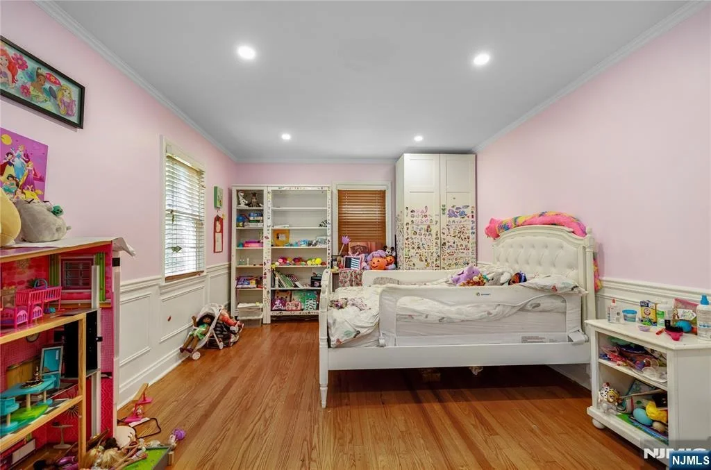 Photo of 685 Ackerman