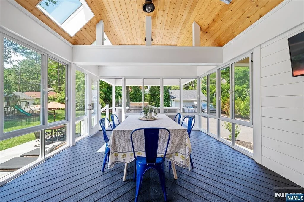 Photo of 48 Edgemont