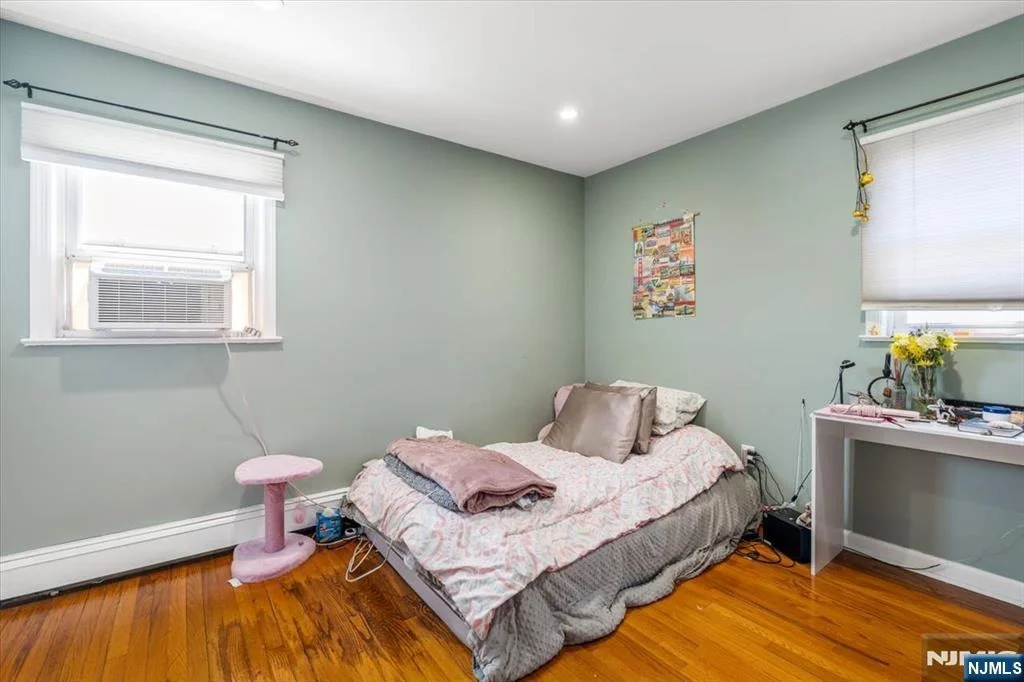 Photo of 375 Washington