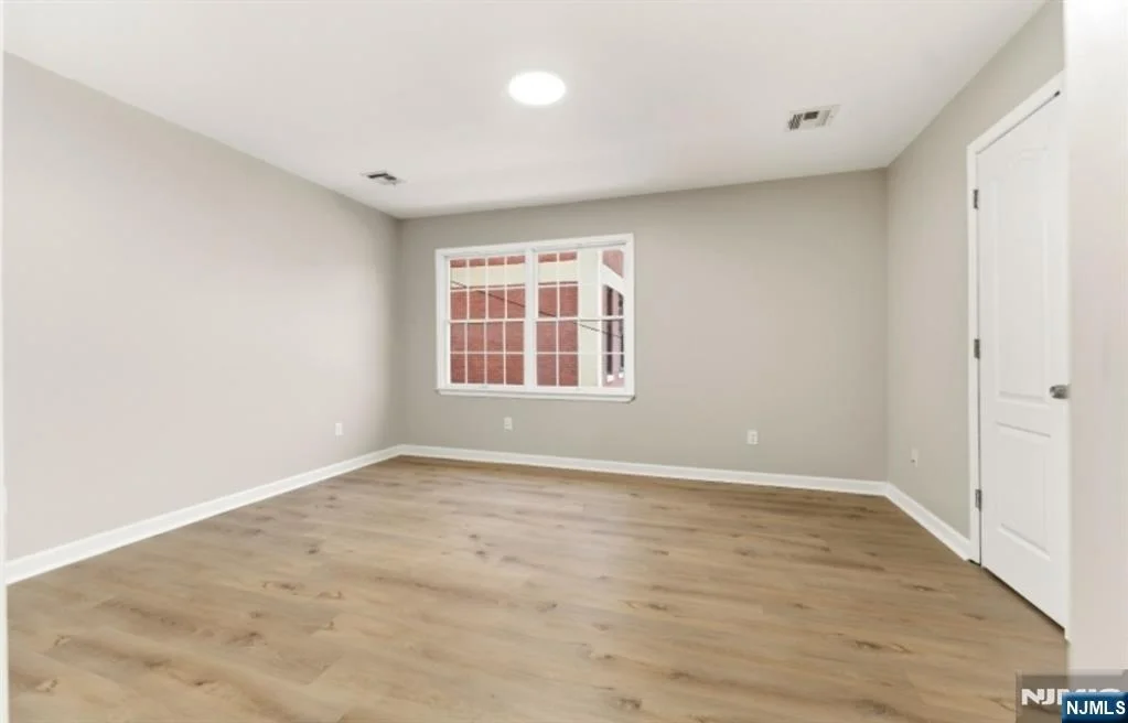 Photo of 18 Kinney