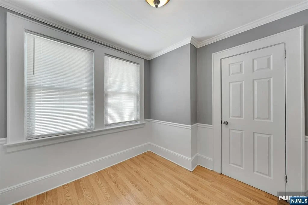 Photo of 595 Forest