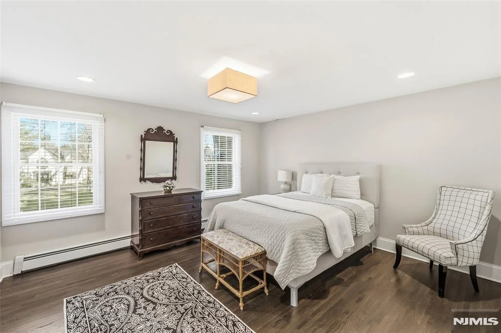 Photo of 27 Pine Hill
