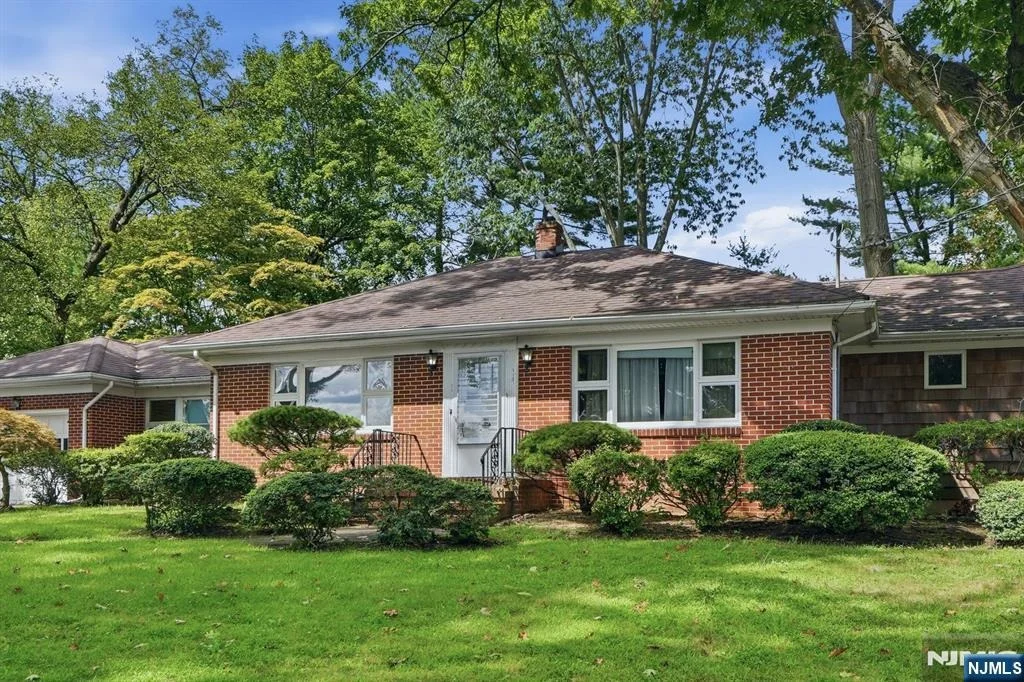 Photo of 23 Glendale