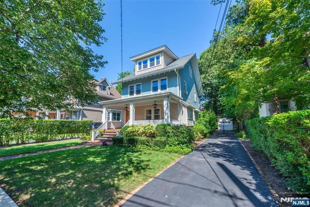 Photo of 85 Evergreen