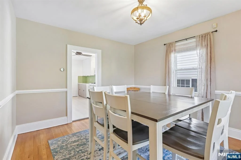 Photo of 1032-1034 Kipling