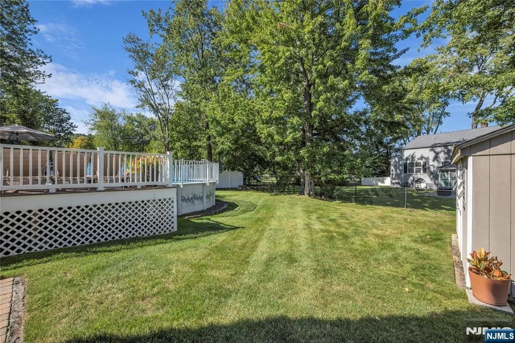 Photo of 23 Meadow