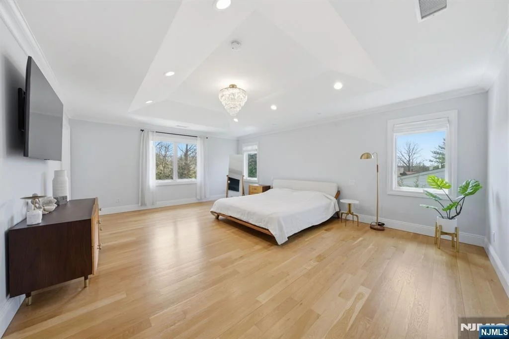 Photo of 34 Dubois
