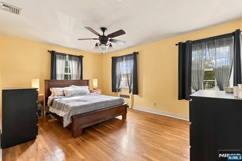 Photo of 32 Stanley