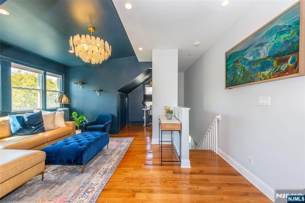 Photo of 85 Evergreen