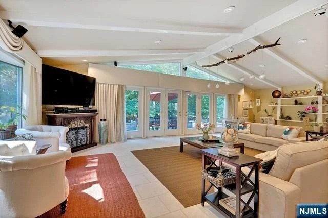 Photo of 151 Donnybrook