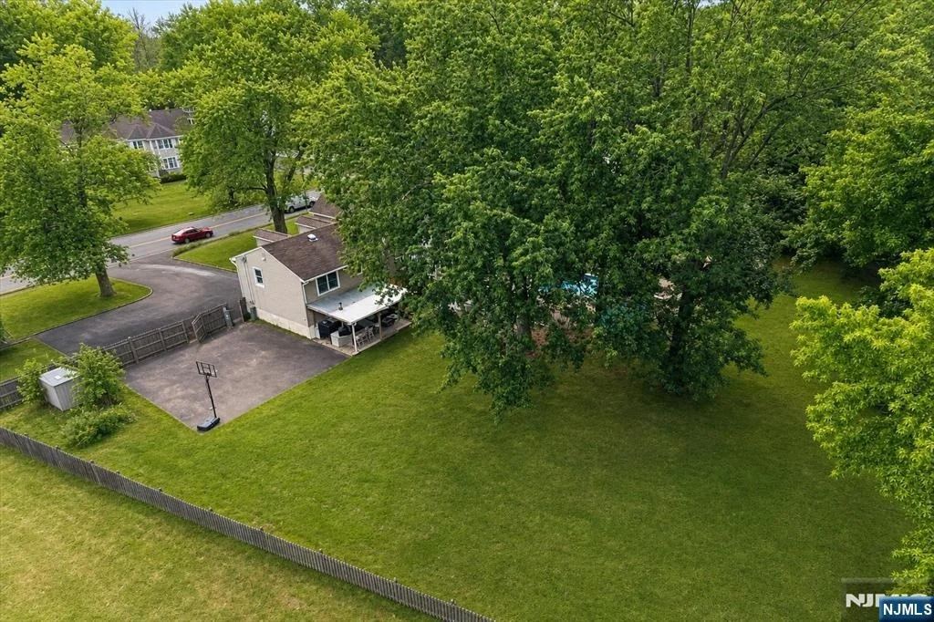 Photo of 1471 Terrill