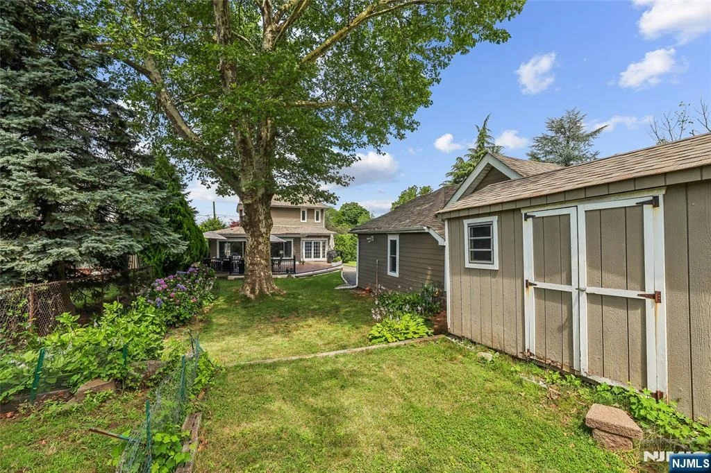 Photo of 199 Larch