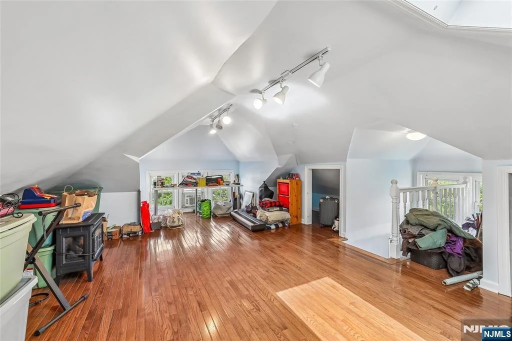 Photo of 199 Larch
