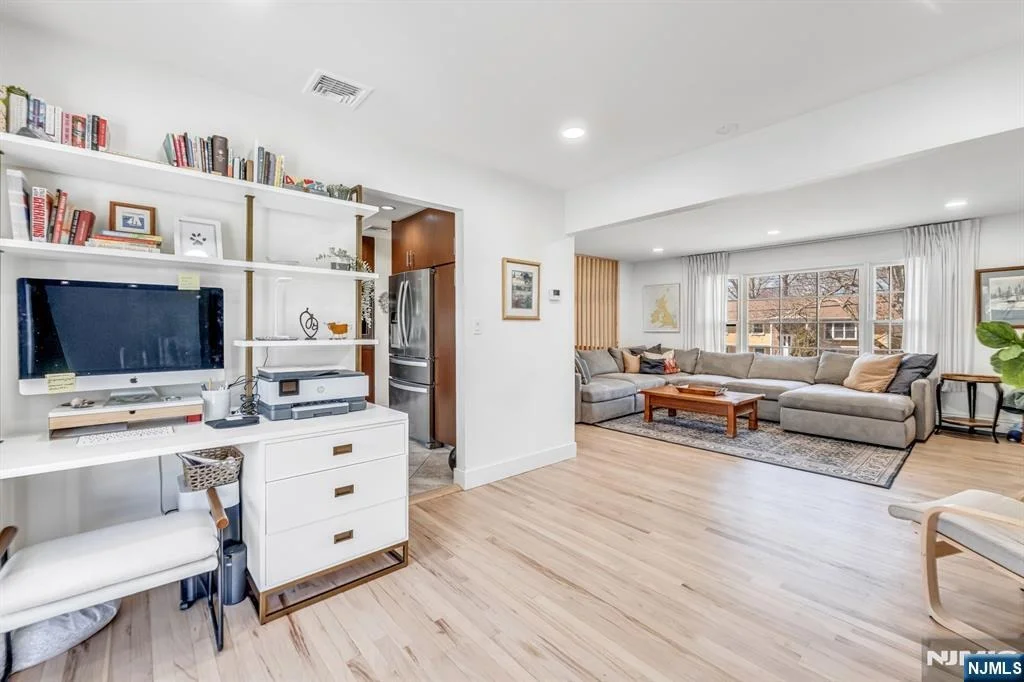 Photo of 408 Chelsea