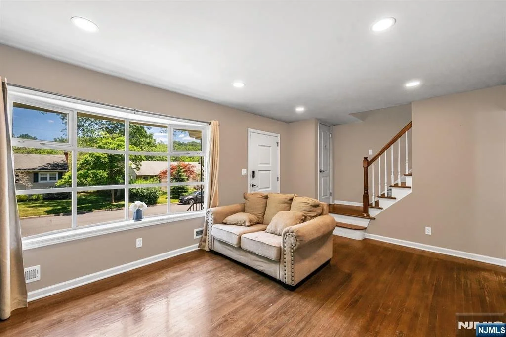 Photo of 101 Pinecrest